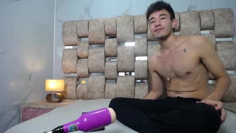 Kaht y Aiden online show from 11, 2, 2026