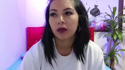 Snapshot of katia_collins chatting on 10, 2, 2025 Katia collins online show from 10, 2, 2025