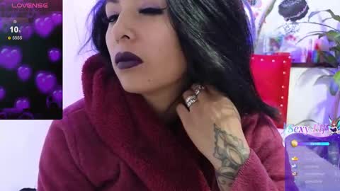 Snapshot of katia_collins chatting on 18, 2, 2025 Katia collins online show from 18, 2, 2025