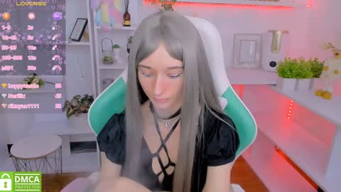 Snapshot of katia_kim chatting on 5, 2, 2025 Katia online show from 5, 2, 2025