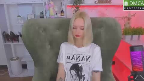 Snapshot of katia_kim chatting on 10, 10, 2025 Katia online show from 10, 10, 2025