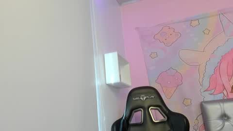 Snapshot of katia_ws chatting on 9, 9, 2025 KATIA online show from 9, 9, 2025