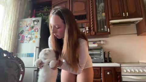 Katienext stream  online show from 24, 11, 2025