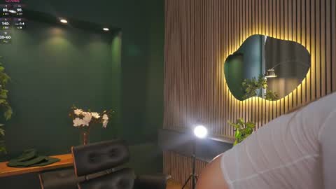 Snapshot of katie_dierse chatting on 4, 8, 2026 Katie online show from 4, 8, 2026