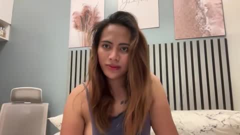 katiefrox  online show from 12, 11, 2025