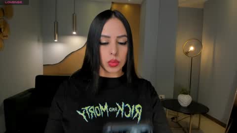 Kate Stonne online show from 17, 12, 2024