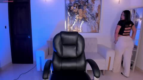 Kate Stonne online show from 13, 9, 2025