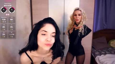 Crystal really Kristel online show from 19, 12, 2025