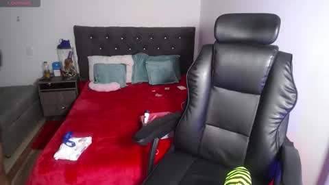 Daniela  online show from 19, 10, 2025