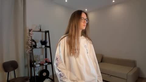 Snapshot of katinatonge chatting on 14, 10, 2025 Scarlett online show from 14, 10, 2025