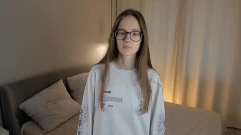 Snapshot of katinatonge chatting on 15, 10, 2025 Scarlett online show from 15, 10, 2025