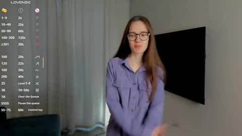 Snapshot of katinatonge chatting on 19, 11, 2025 Scarlett online show from 19, 11, 2025