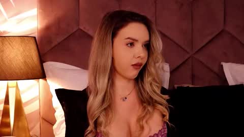 Snapshot of katjolie chatting on 16, 10, 2025 KatJolie online show from 16, 10, 2025