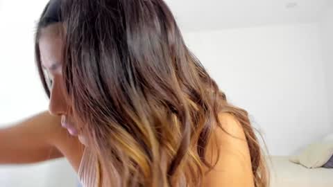 Follow me on instagram and twitter as correaktnees online show from 10, 12, 2024