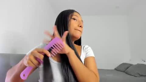 Follow me on instagram and twitter as correaktnees online show from 2, 3, 2025