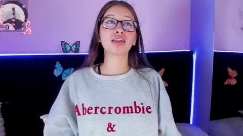 Snapshot of katniss_lovee_ chatting on 21, 10, 2025 .... Katniss .... online show from 21, 10, 2025