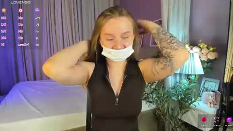 Snapshot of katrina_bail chatting on 8, 7, 2026 Katrina Bail online show from 8, 7, 2026