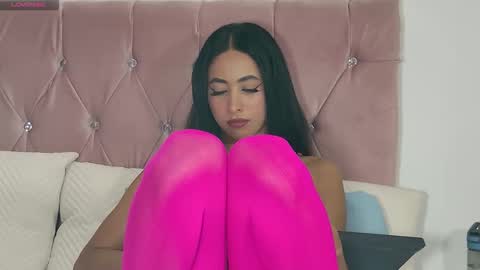 katrina clark online show from 26, 11, 2025