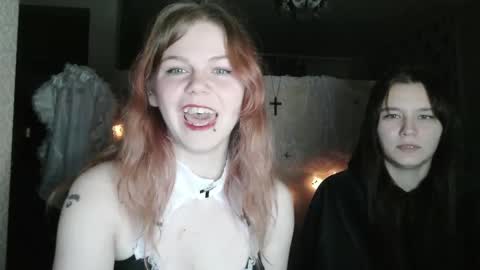 katrine_ine online show from 30, 10, 2025