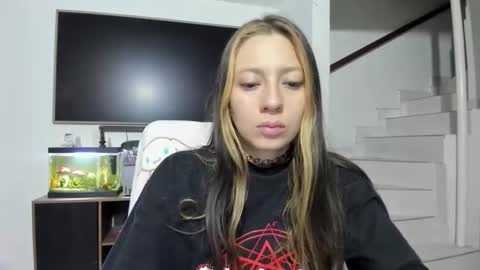 Snapshot of katrinrosex chatting on 16, 9, 2025 Katrin online show from 16, 9, 2025