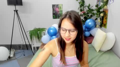 Snapshot of kattarrine_xo chatting on 26, 2, 2025 Kate online show from 26, 2, 2025