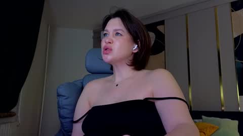 Goddess Katy            VACATION  online show from 15, 12, 2025