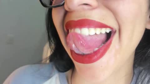 Snapshot of katty_mouth chatting on 5, 1, 2026 Katty online show from 5, 1, 2026