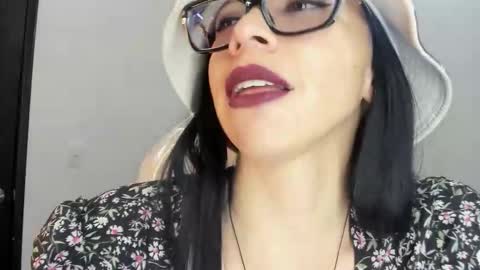 Snapshot of katty_mouth chatting on 8, 1, 2026 Katty online show from 8, 1, 2026