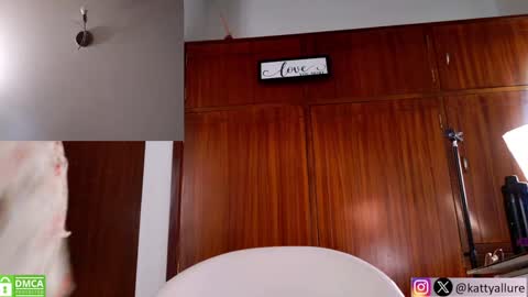 Katty online show from 28, 1, 2025