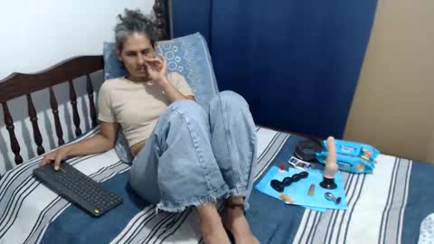 Snapshot of kattydirty144 chatting on 17, 4, 2026 angel online show from 17, 4, 2026