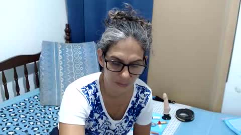 Snapshot of kattydirty144 chatting on 27, 5, 2026 angel online show from 27, 5, 2026