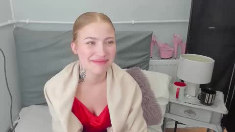 Snapshot of kattyxlovely chatting on 9, 2, 2026 KattyXLovely online show from 9, 2, 2026