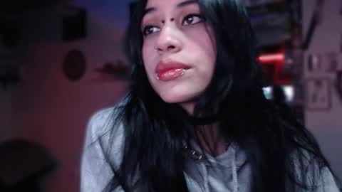      online show from 22, 1, 2025