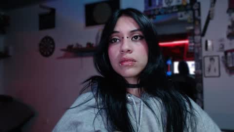      online show from 22, 1, 2025