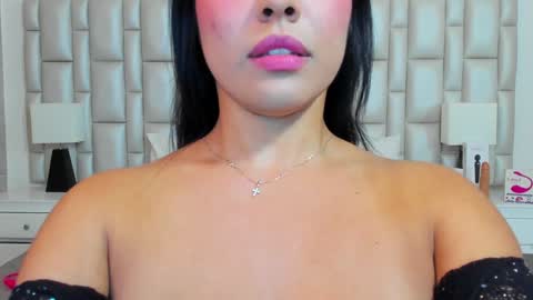 katy blonde girl and paola big boobs online show from 19, 12, 2024