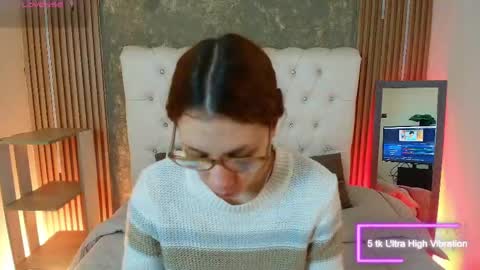 Snapshot of katy_van chatting on 24, 4, 2026 Katy Van online show from 24, 4, 2026