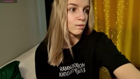 Snapshot of katyacherryy chatting on 2, 3, 2026 Katya online show from 2, 3, 2026