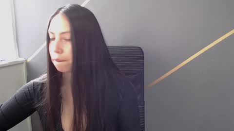 KATY online show from 5, 3, 2025