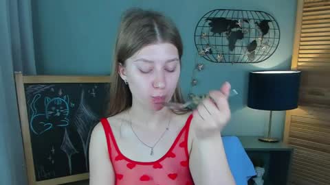 Snapshot of katymeaw chatting on 11, 5, 2026 katymeaw online show from 11, 5, 2026
