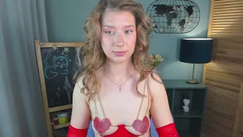 Snapshot of katymeaw chatting on 16, 5, 2026 katymeaw online show from 16, 5, 2026