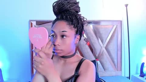 katyortiz online show from 2, 12, 2025