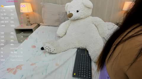   online show from 21, 2, 2025