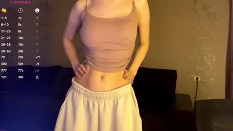 Snapshot of kayceefroehner chatting on 18, 7, 2026 Amia online show from 18, 7, 2026