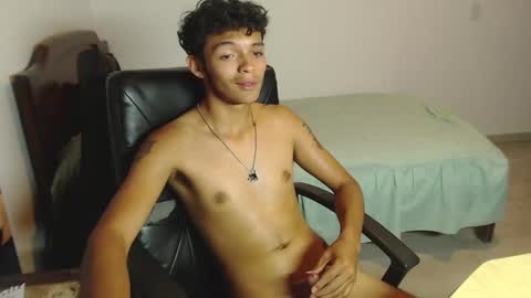 KAYDEN HELP ME TO REACH 10 LIKES online show from 5, 2, 2025