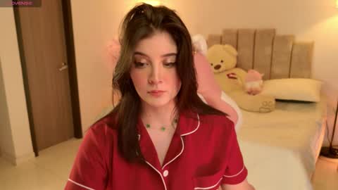 Snapshot of kaylacollins1 chatting on 14, 9, 2025 Kayla  online show from 14, 9, 2025