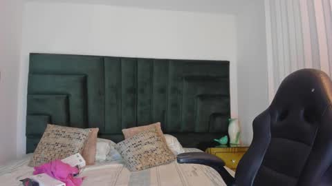 kaylahank online show from 17, 11, 2025