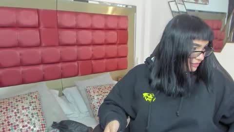 kaylahank online show from 29, 11, 2025