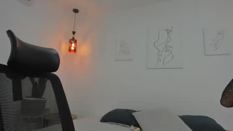      K A Y L A      online show from 16, 10, 2025