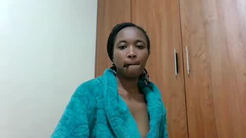 Snapshot of kaylar005 chatting on 25, 7, 2026 kaylar online show from 25, 7, 2026