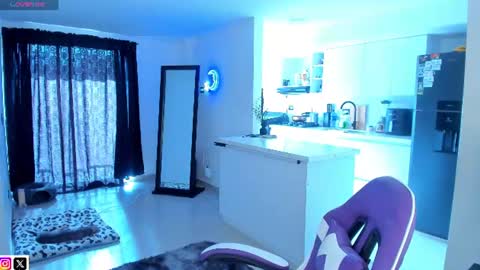 Snapshot of kayle______ chatting on 16, 7, 2026 INSTAjohedija online show from 16, 7, 2026